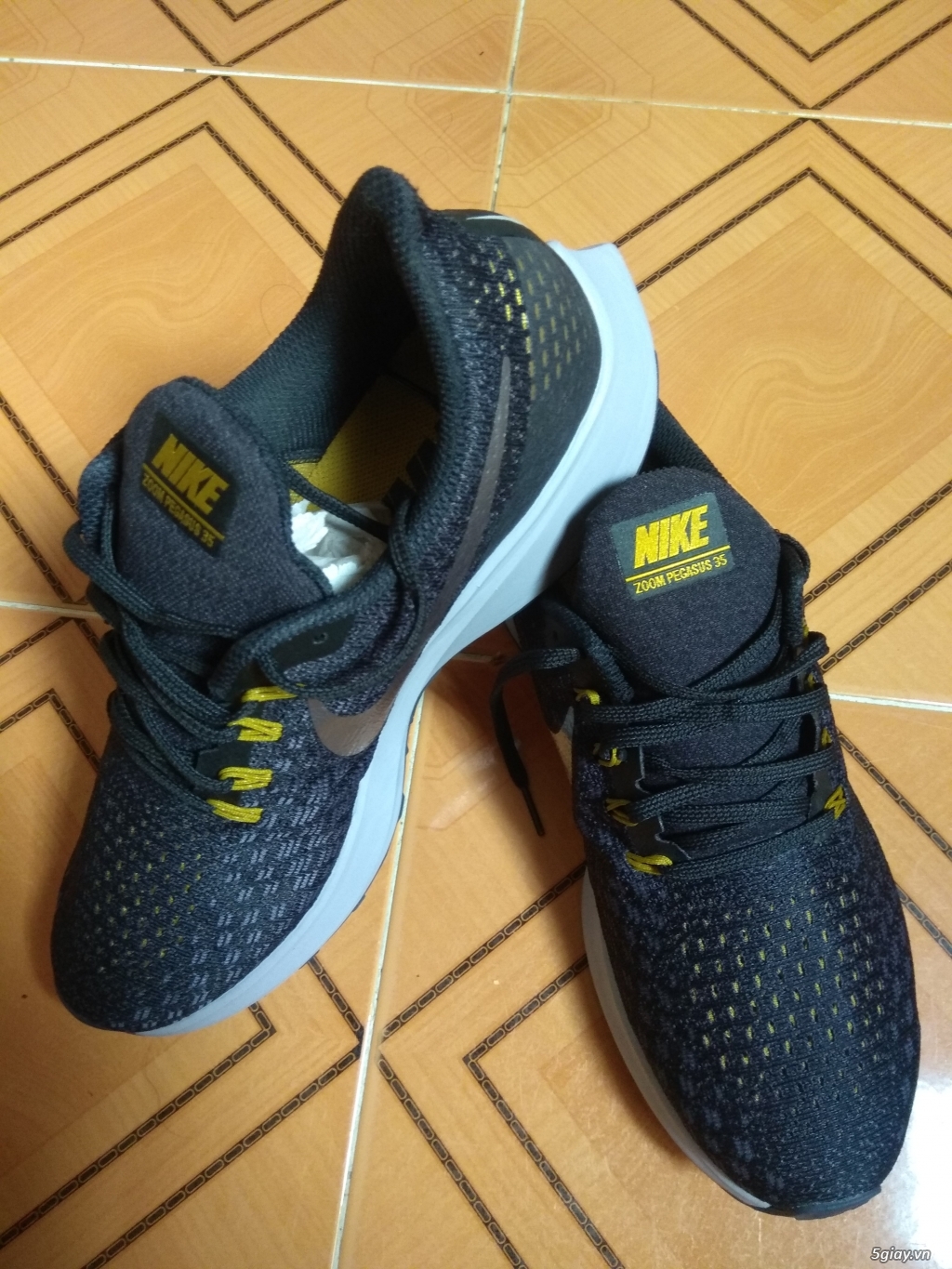 Cần bán: giày thể thao Nike air zoom PEGASUS 35 chính hãng - 3