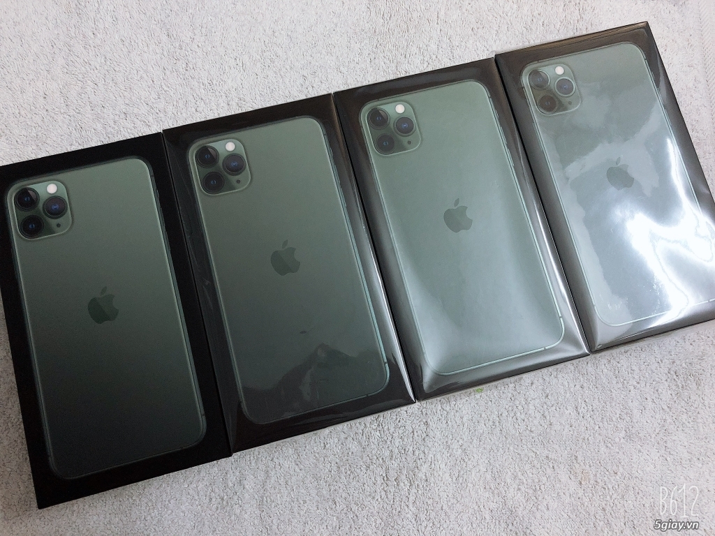 Cần bán 4 iPhone 11 Pro Max - 256GB - Midnight Green - LL/A - 1