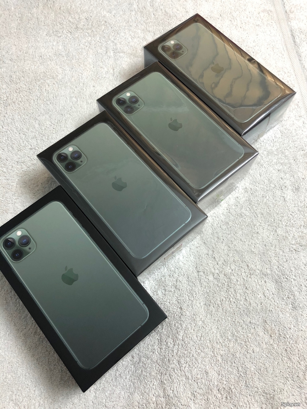 Cần bán 4 iPhone 11 Pro Max - 256GB - Midnight Green - LL/A - 3