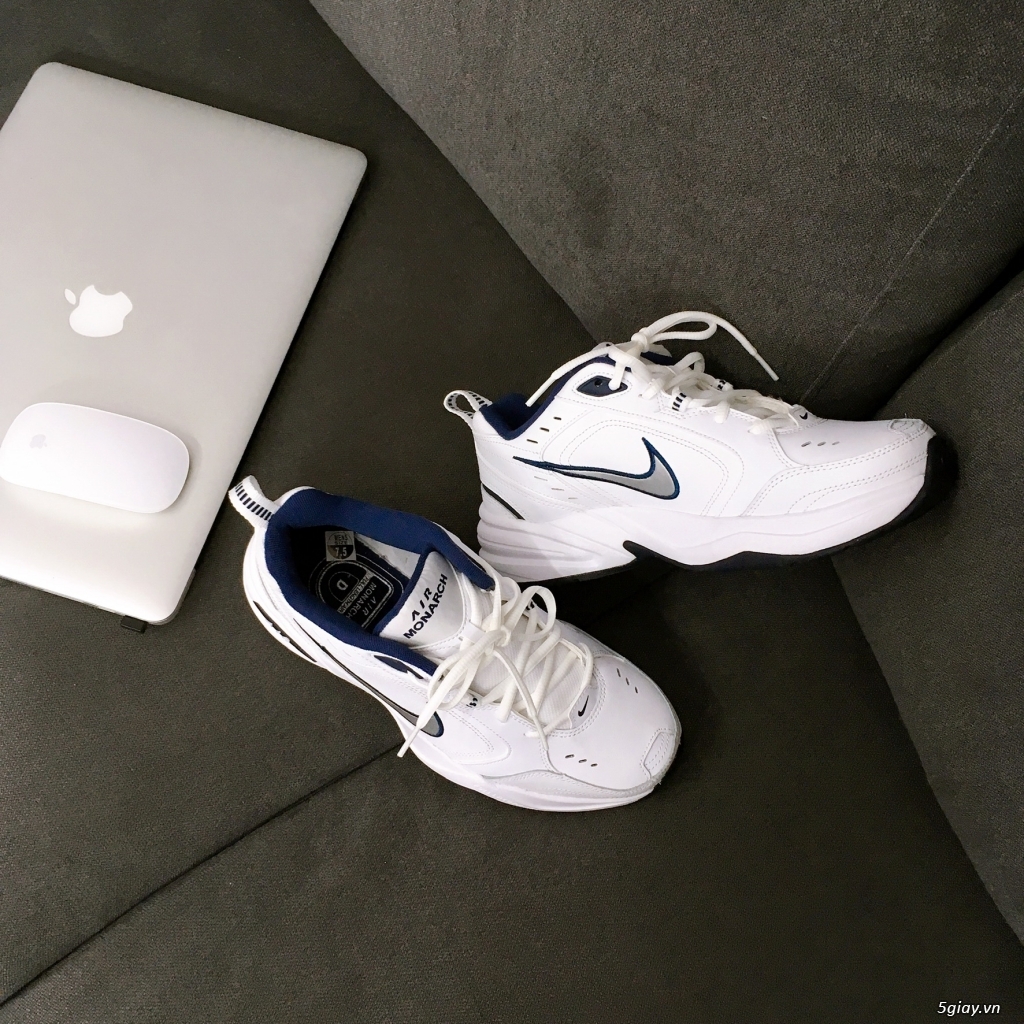 Giày Nike Air size 7.5 Hàng Au xách tay