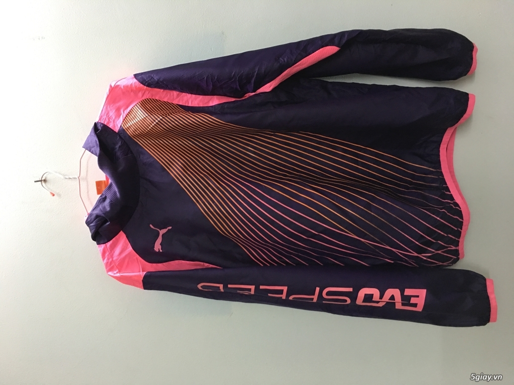 Áo khoác thể thao chính hãng - 1