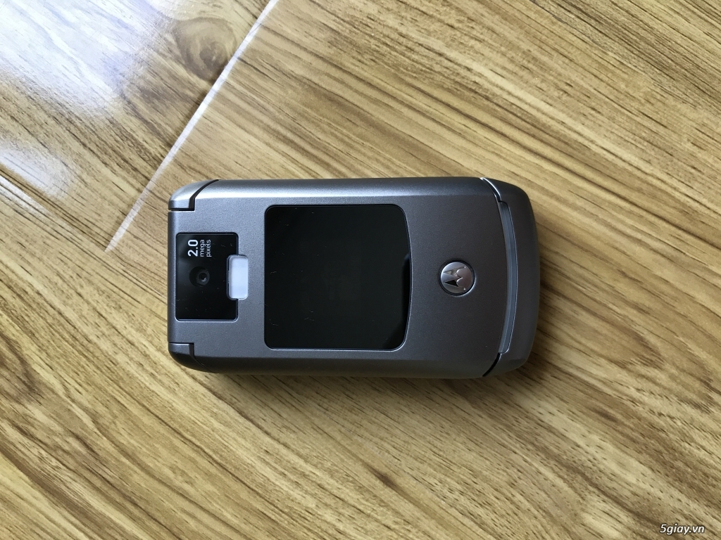 Cần bán Motorola V3x - 4