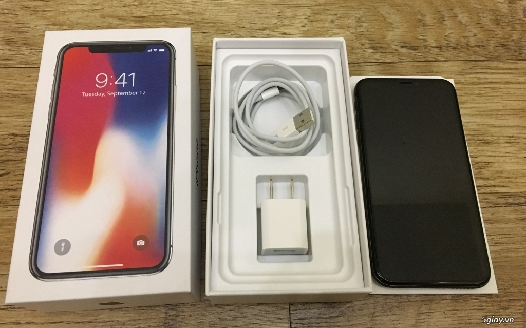 Điện thoại Iphone X 64GB space gray chính hãng còn full box - 1