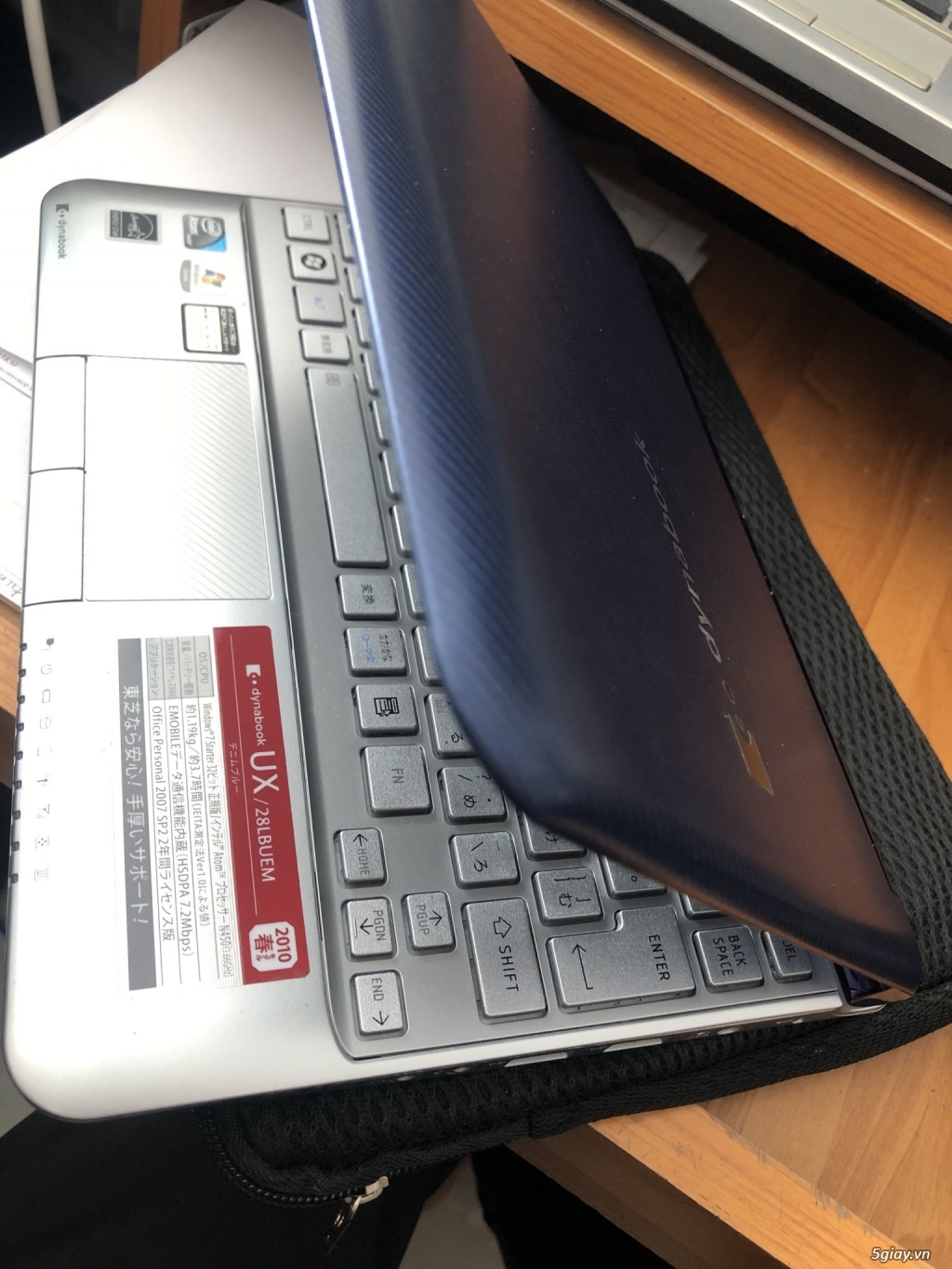 Laptop Mini Toshiba dynabook UX/28LBUEM - 1
