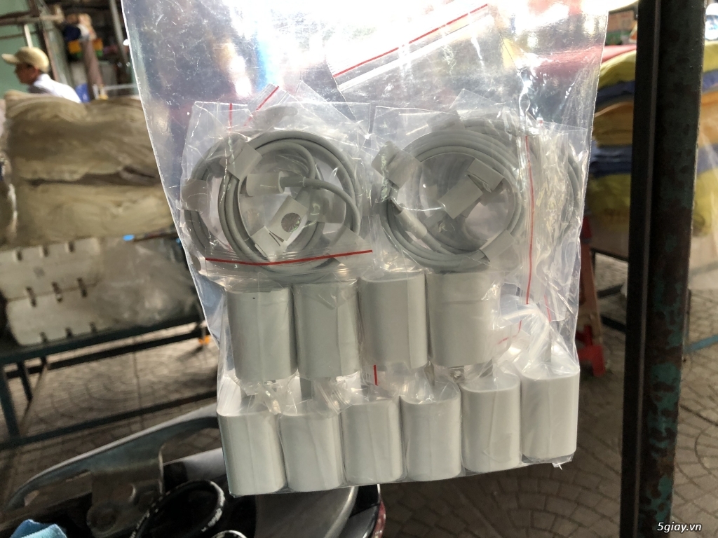 Sạc + cáp Iphone 11pro max...chính hãng - 1