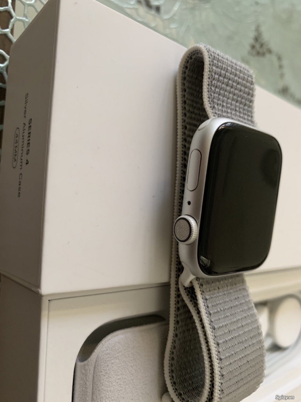 apple watch s4 white