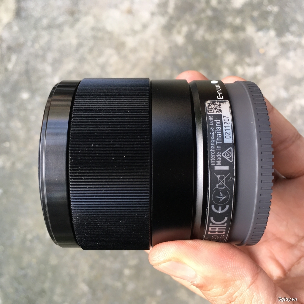 Sony 28F2 - 1