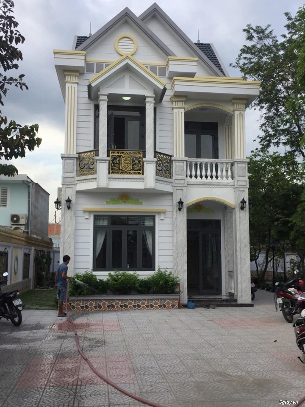 Bán gấp biệt thự nghỉ dưỡng, DT 10x25, MT Hà Văn Lao, giá 2ty