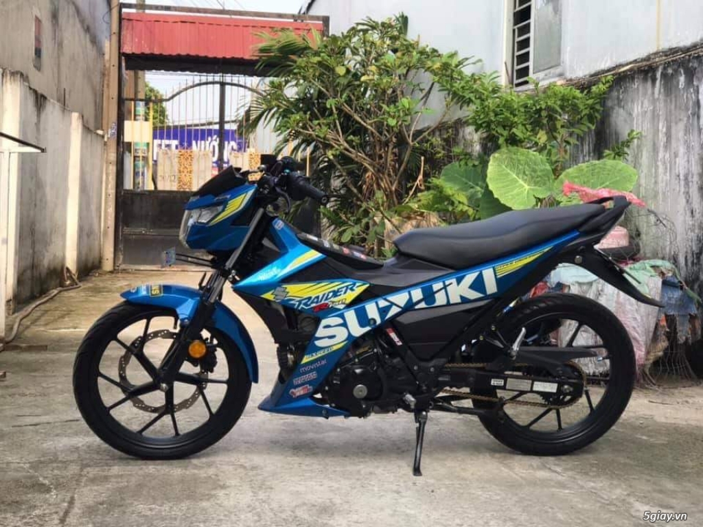 Cần bán gấp suzuki raider 150 2018 - 2