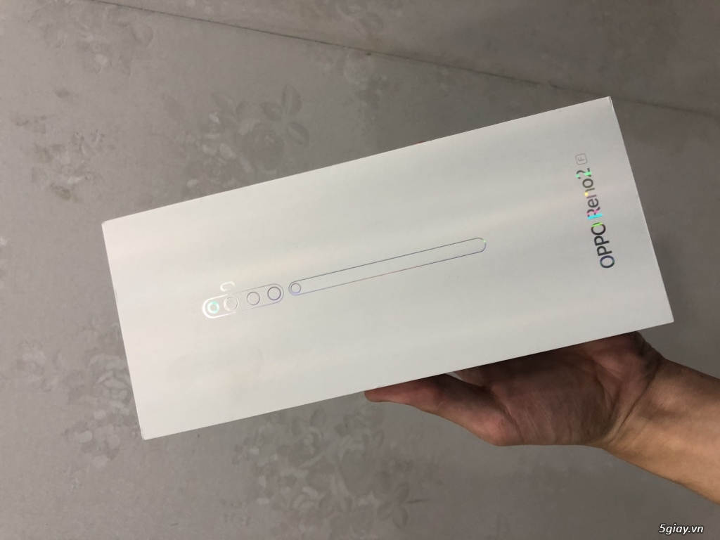 Cần bán: Oppo Reno 2F trắng mới 100% - 1