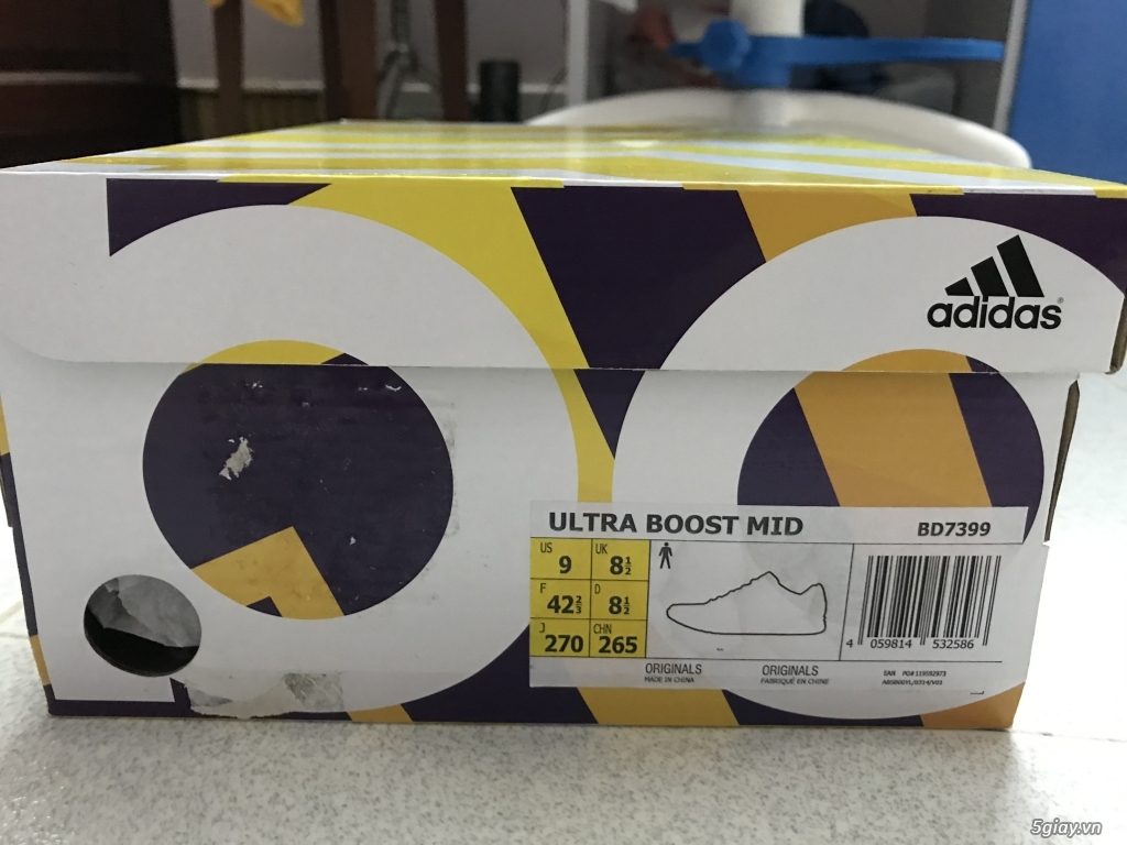 ADIDAS ULTRA BOOST MID