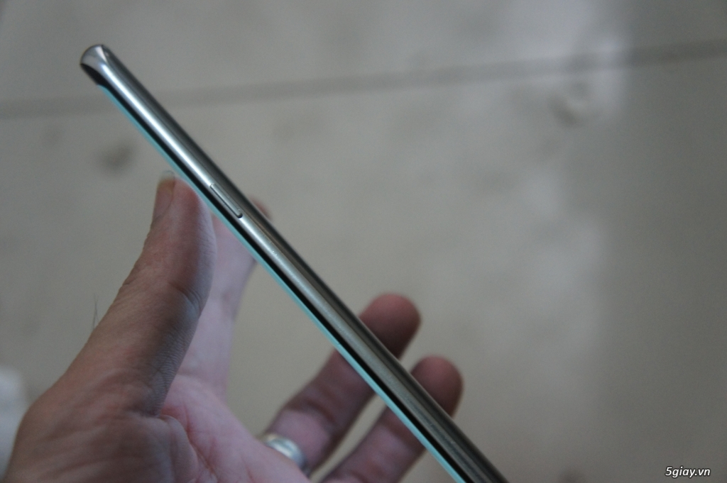 Samsung Galaxy S8 64GB Bạc 2sim mới 97% zin all zin áp suất