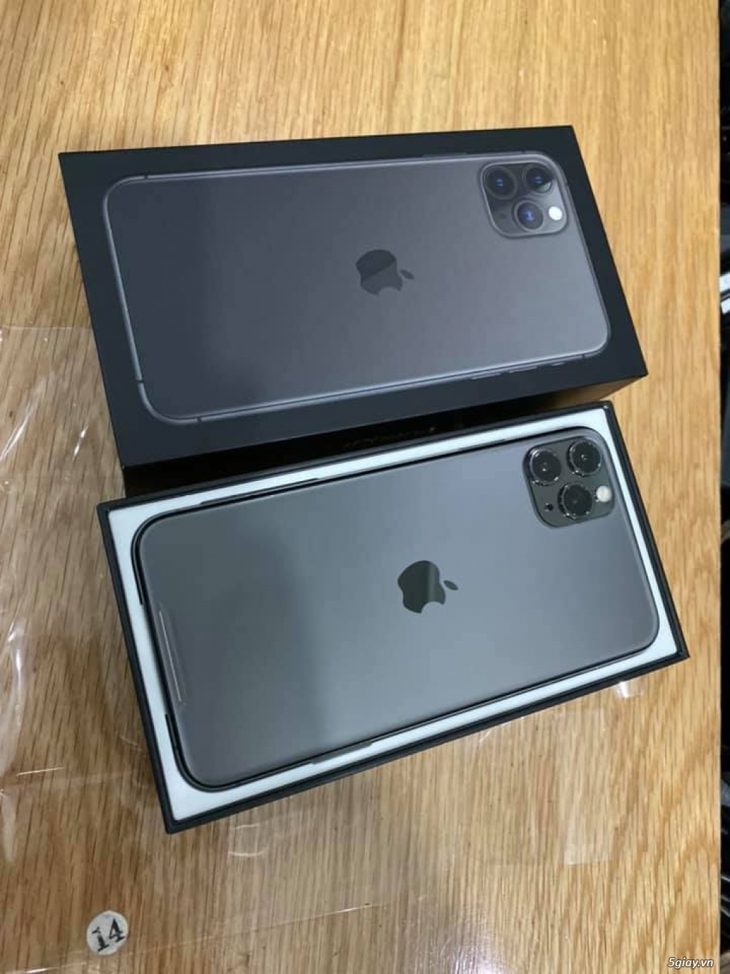 iPhone 11 Pro Max 64G - 1