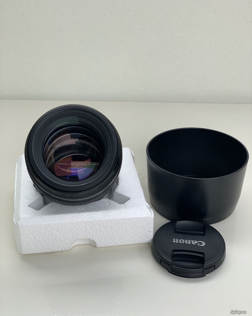 Canon lens 85f1.8 full box like new - 1