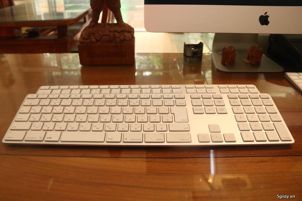 Bàn phím Apple Magic Keyboard với hàng phím số - 4