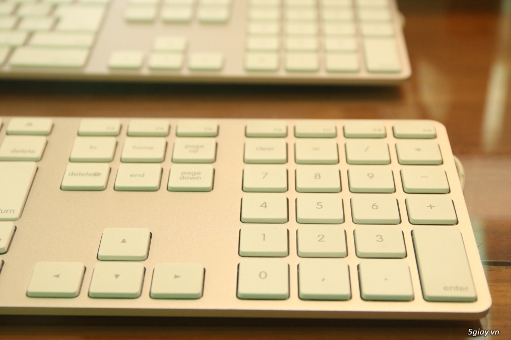 Bàn phím Apple Magic Keyboard với hàng phím số