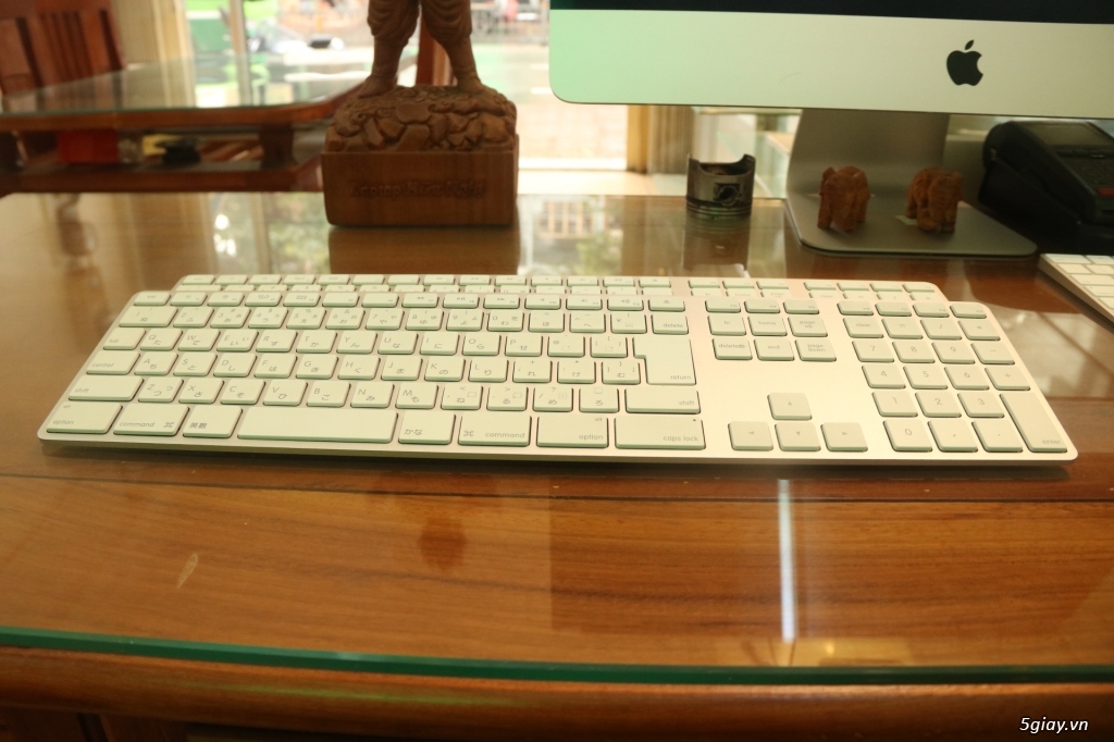 Bàn phím Apple Magic Keyboard với hàng phím số - 2