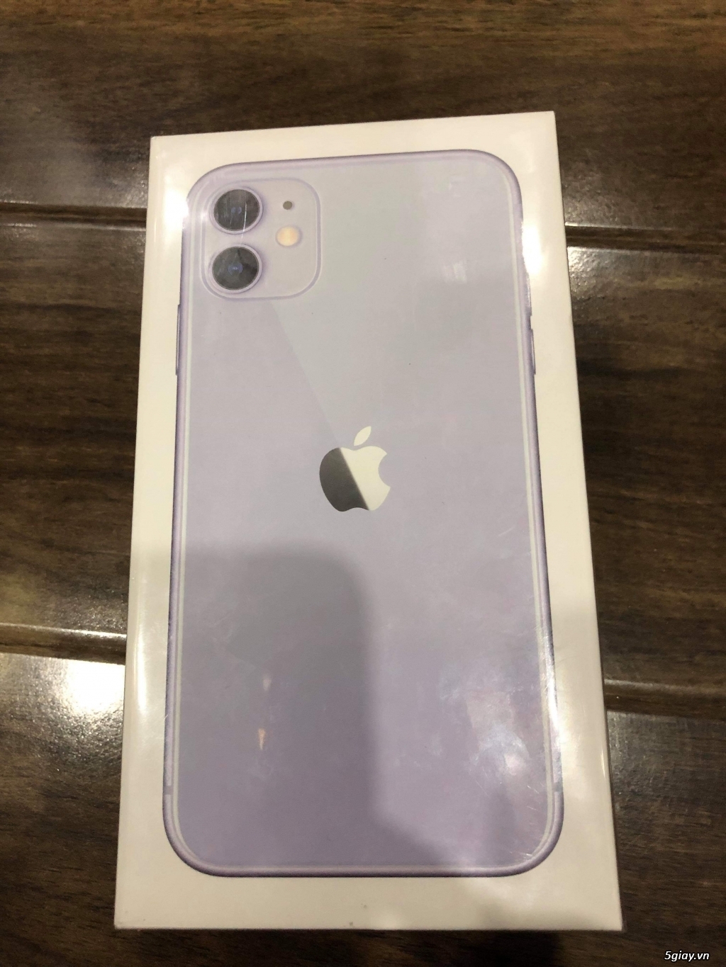IP 11 màu tím 128G Ll Qte new 100%