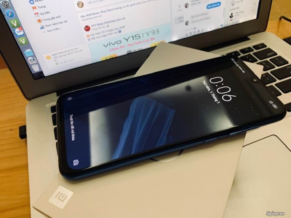 Xiaomi Mi 9 se fullbox bảo hành vàng tới 4/2020 - 1