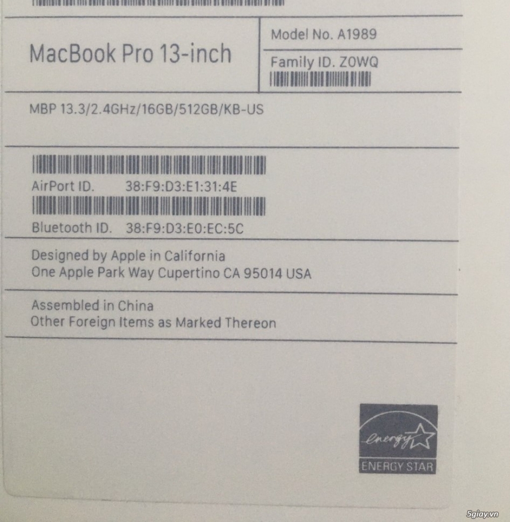 Macbook 13.3 inches brandnew condition - 2
