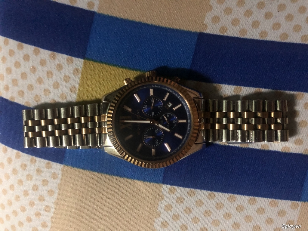 Michael kros mk8142 - 1
