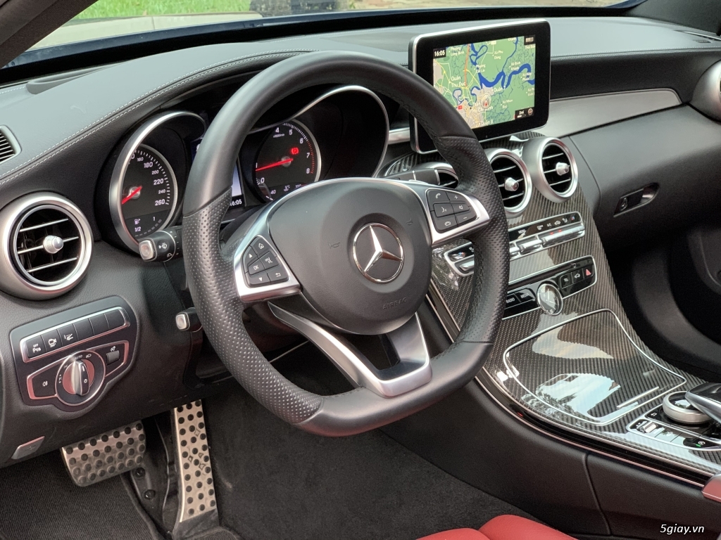 Mercedes C300 AMG model 2018  Bản full option - 2