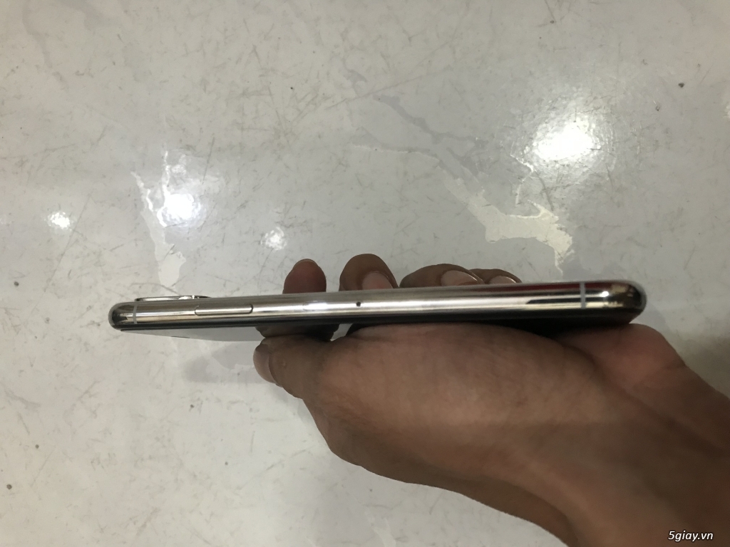 iphone XS 64gb màu trắng, quốc tế, mới 99%