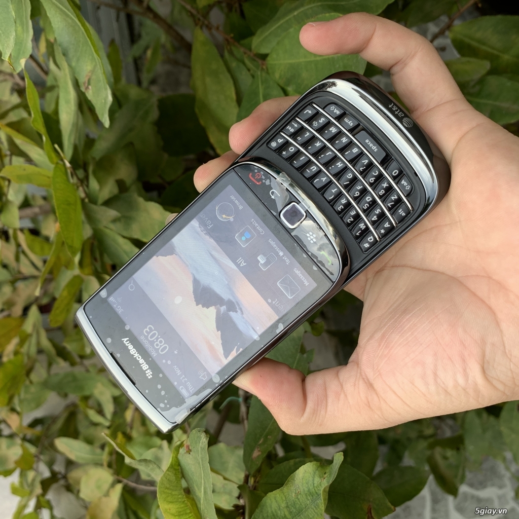 Blackberry 9800 new - 3