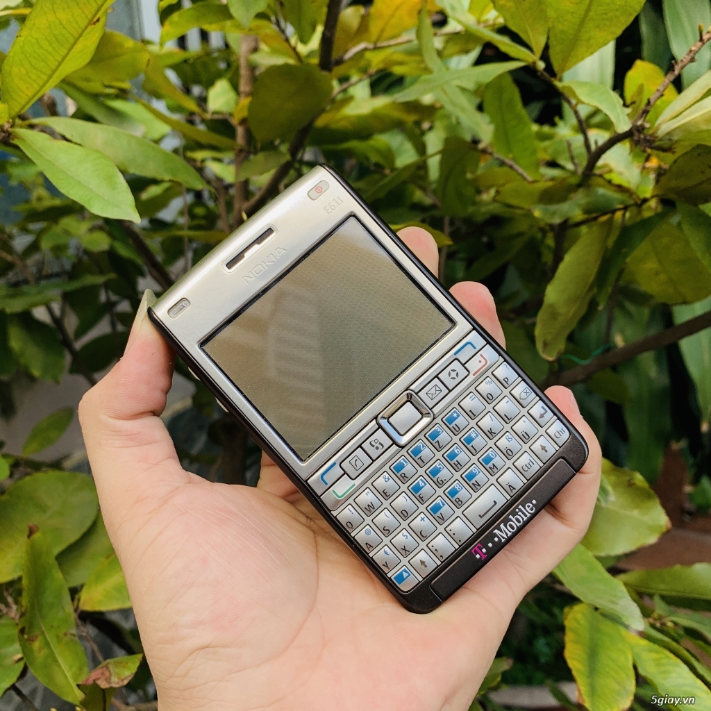 Nokia E61i