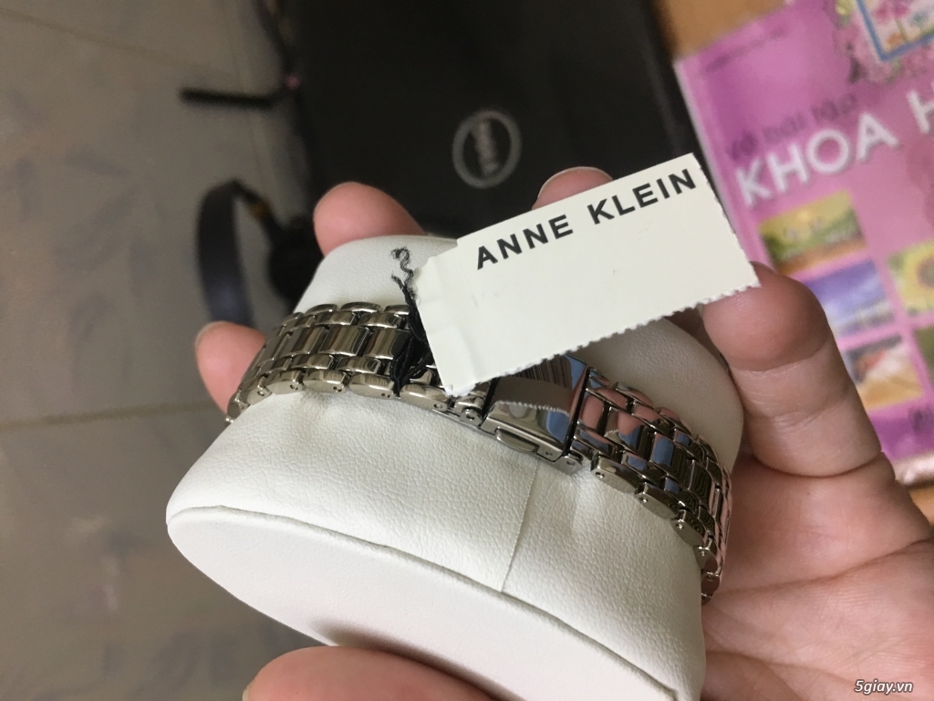 Đồng hồ Anne Klein 100%