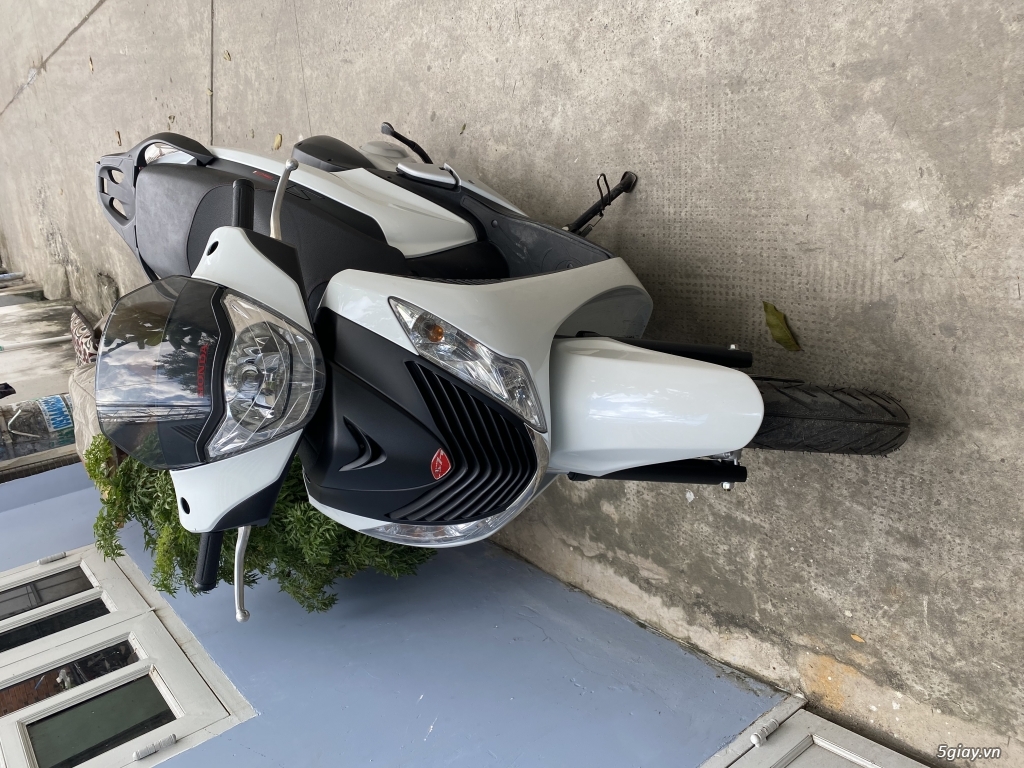Bán Sh150i nhập ý đời 2012 trắng sport
