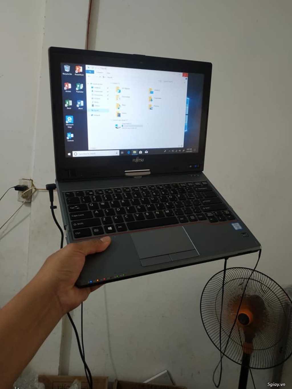 Laptop Fujitsu Life T726 -  Intel Core I7 / Màn hình xoay 180 độ