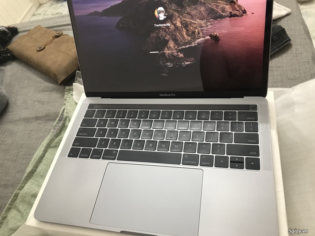 Cần bán: MBP 13” touchbar 256GB ssd 8gb ram fullbox - 4
