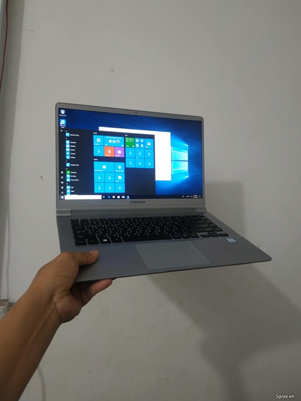 Laptop Samsung NT900X5L - Mỏng / Nhẹ / Cấu hình mạnh - 1