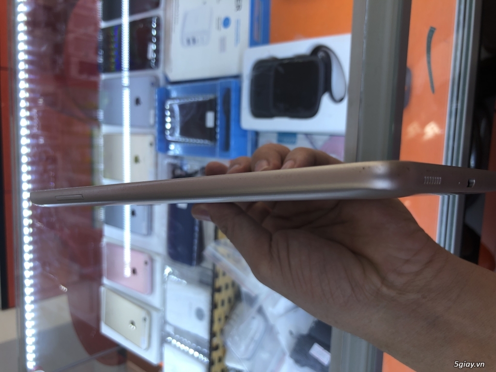 Samsung tap A 2017 wifi + 4g - 1