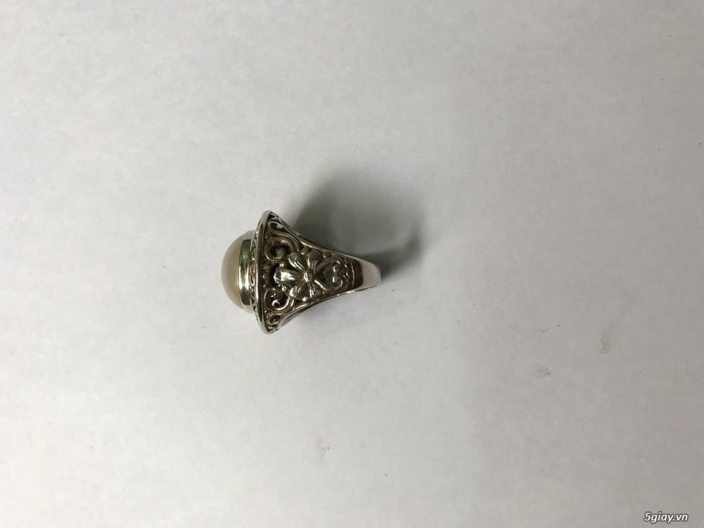 Nhẫn nữ bạc ngọc trai xưa ni tay 17mm End: 23h00 ngày 06-12-2019 - 1