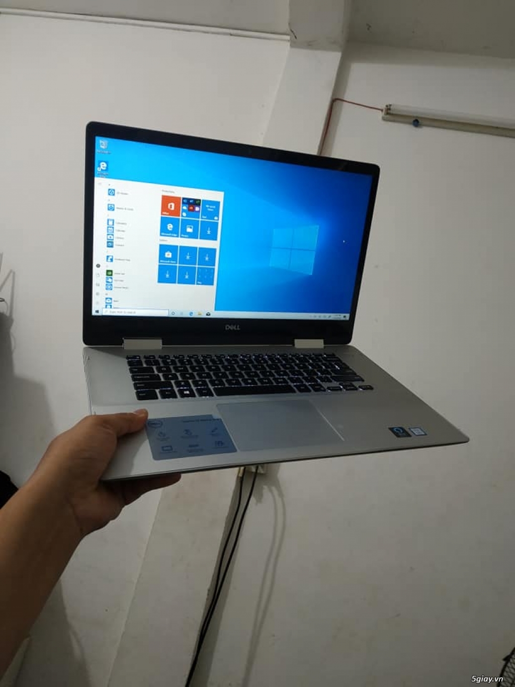 Laptop Dell Insirion 15 5000 / 2 in 1 /MH lật 360 độ