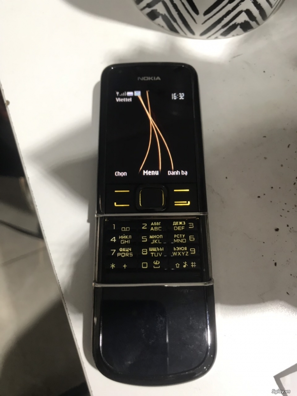 Cần bán Nokia 8800 Saphia đen