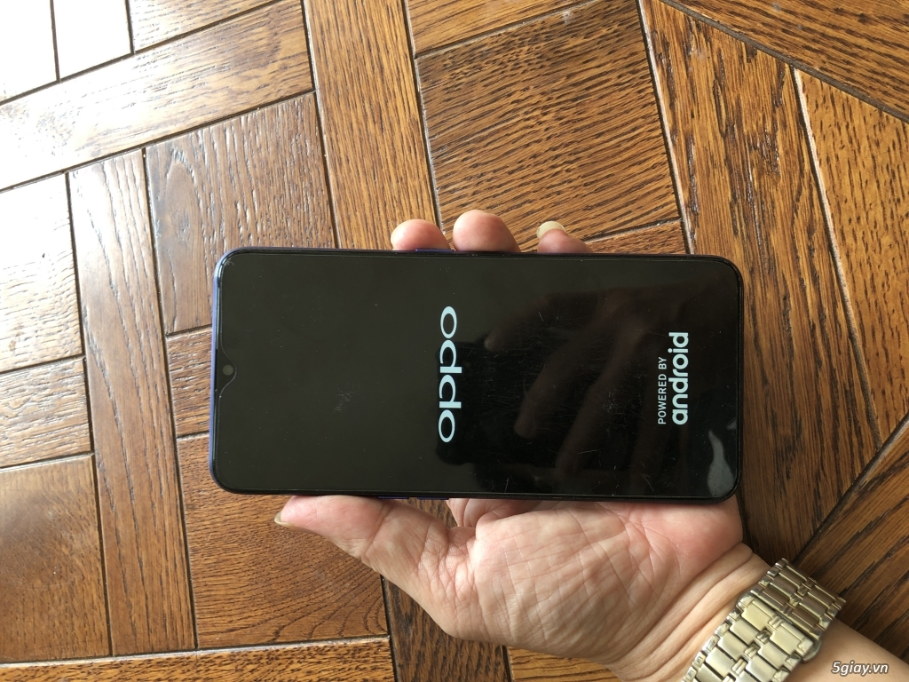 Oppo f11-64g - 1