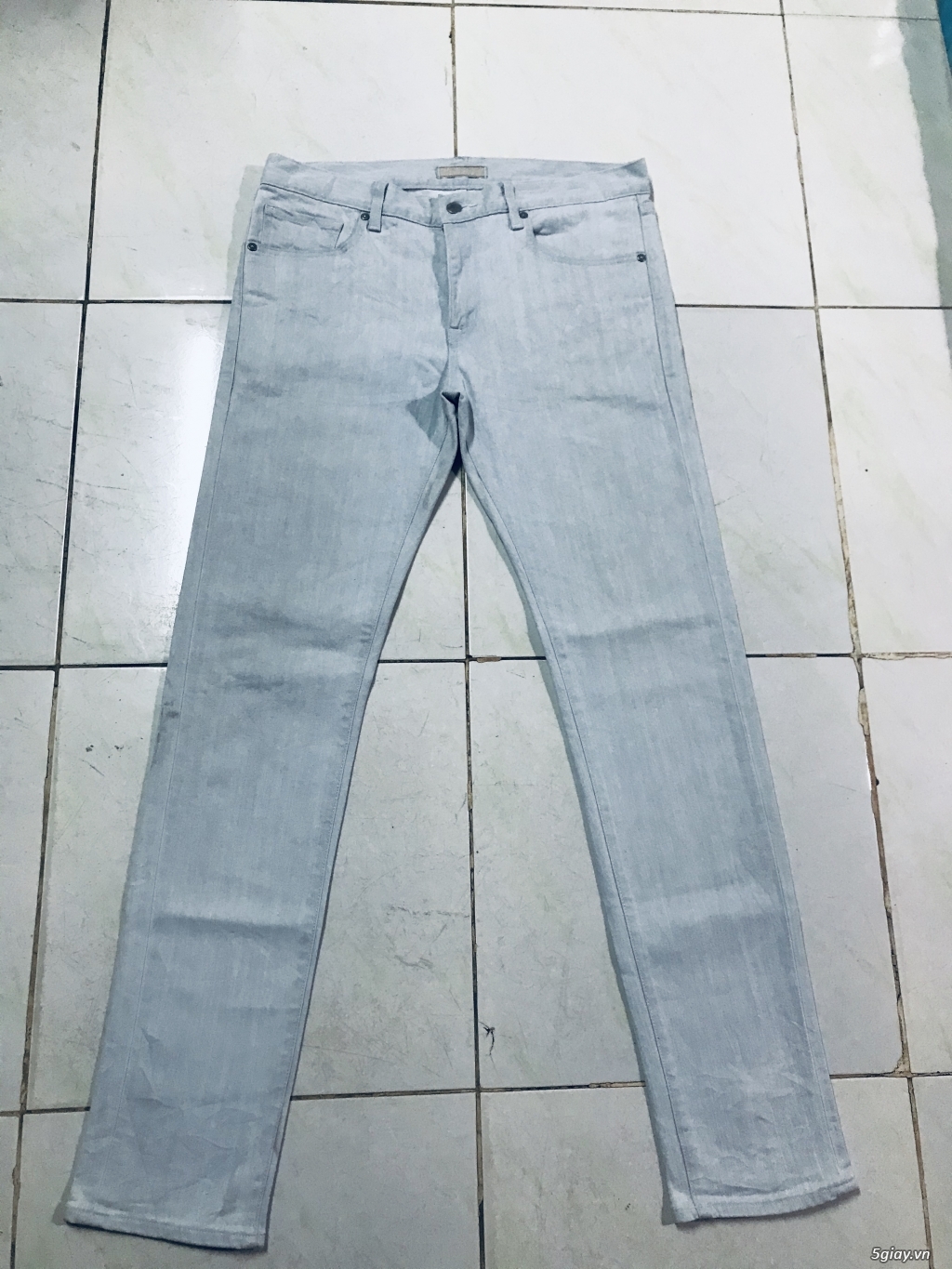 Quần jeans UNIQLO xanh nhạt . End time 23h(11/12/2019) - 1