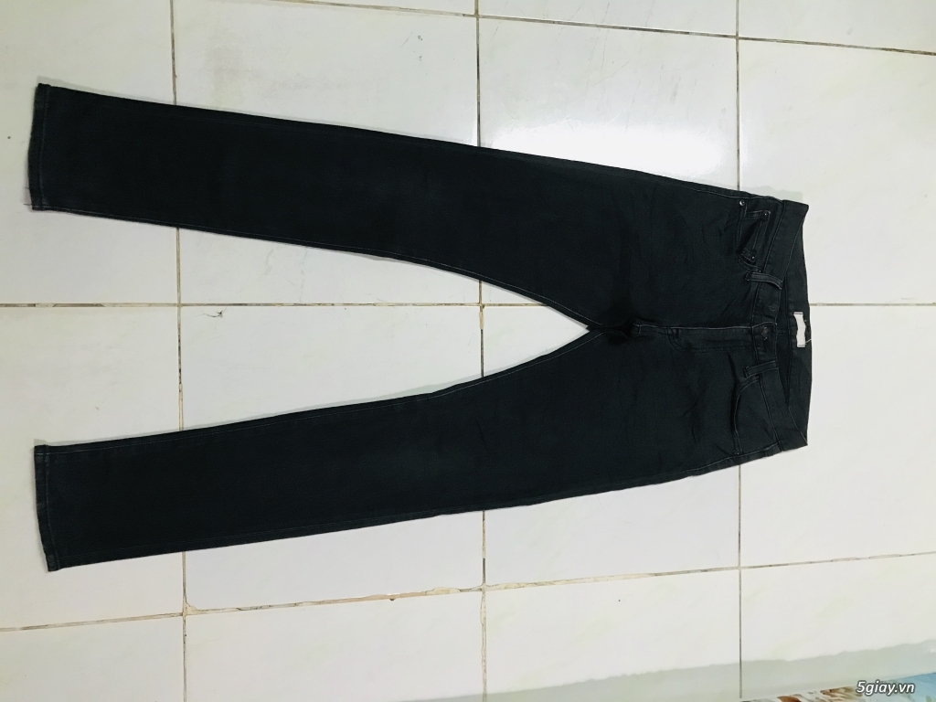 Quần jeans UNIQLO đen . End nhanh 23h(17/12/2019) - 1