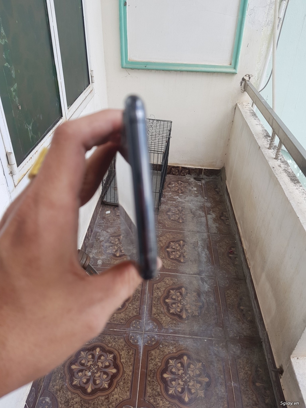 Cần tiền bán nhanh con iphone xs max và 11 pro max