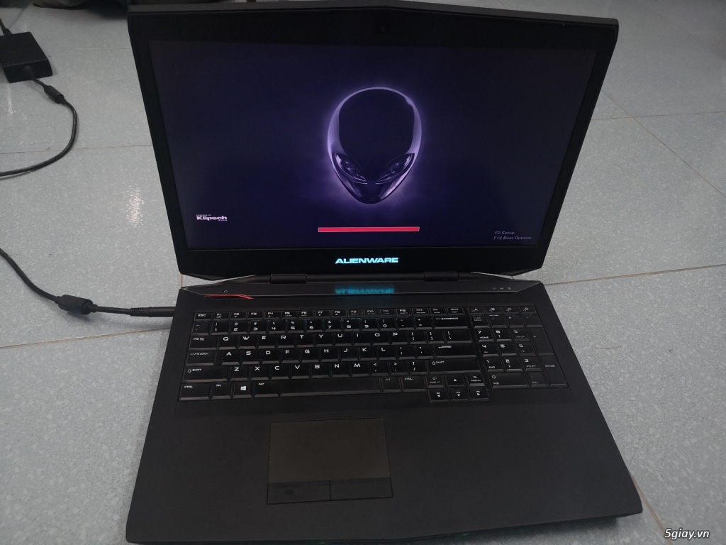 Cần bán: Laptop Dell Alienware 17 - 10