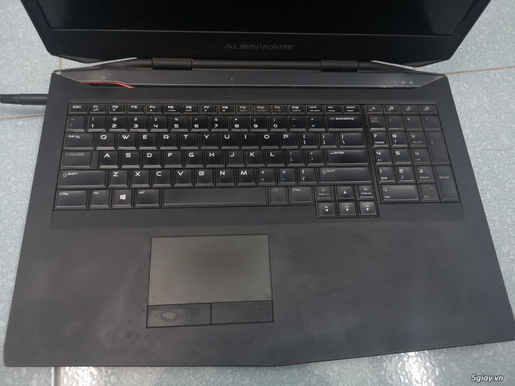 Cần bán: Laptop Dell Alienware 17 - 2
