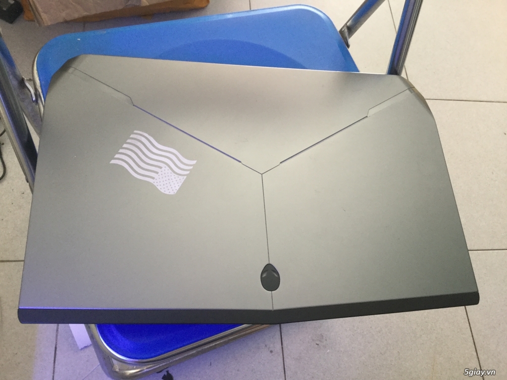 Dell alienware 17r3 i7 6820hq - 1