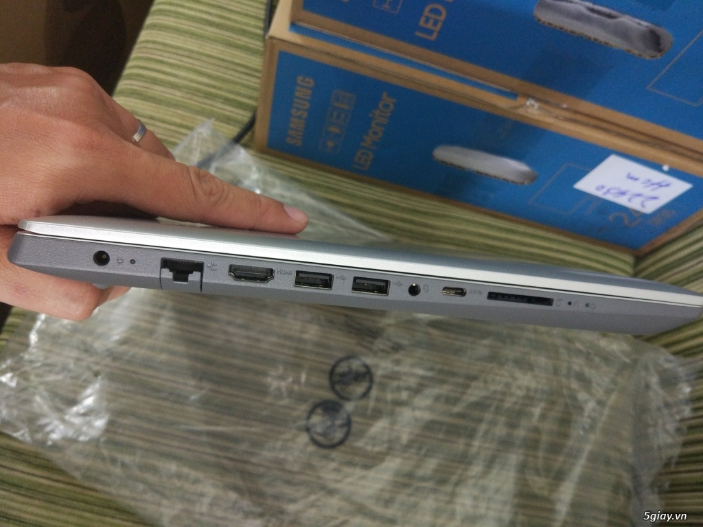 Laptop Lenovo IdeaPad 320 - 9