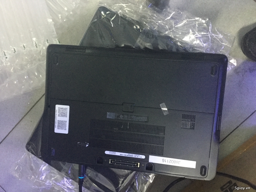 Dell e7250