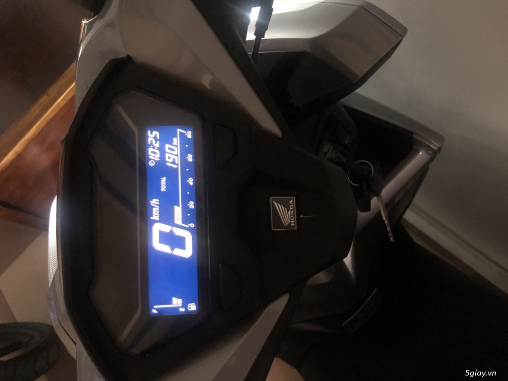CẦN BÁN VARIO BẠC 125cc 2019, Mới tinh, Giá nhẹ nhàng cho AE - 4