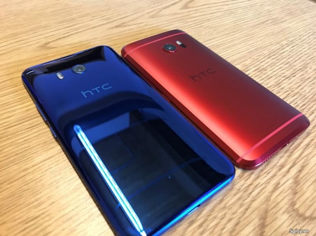 HTC U11 2 sim đẹp xuất sắc không tì vết giá siêu tốt - 1