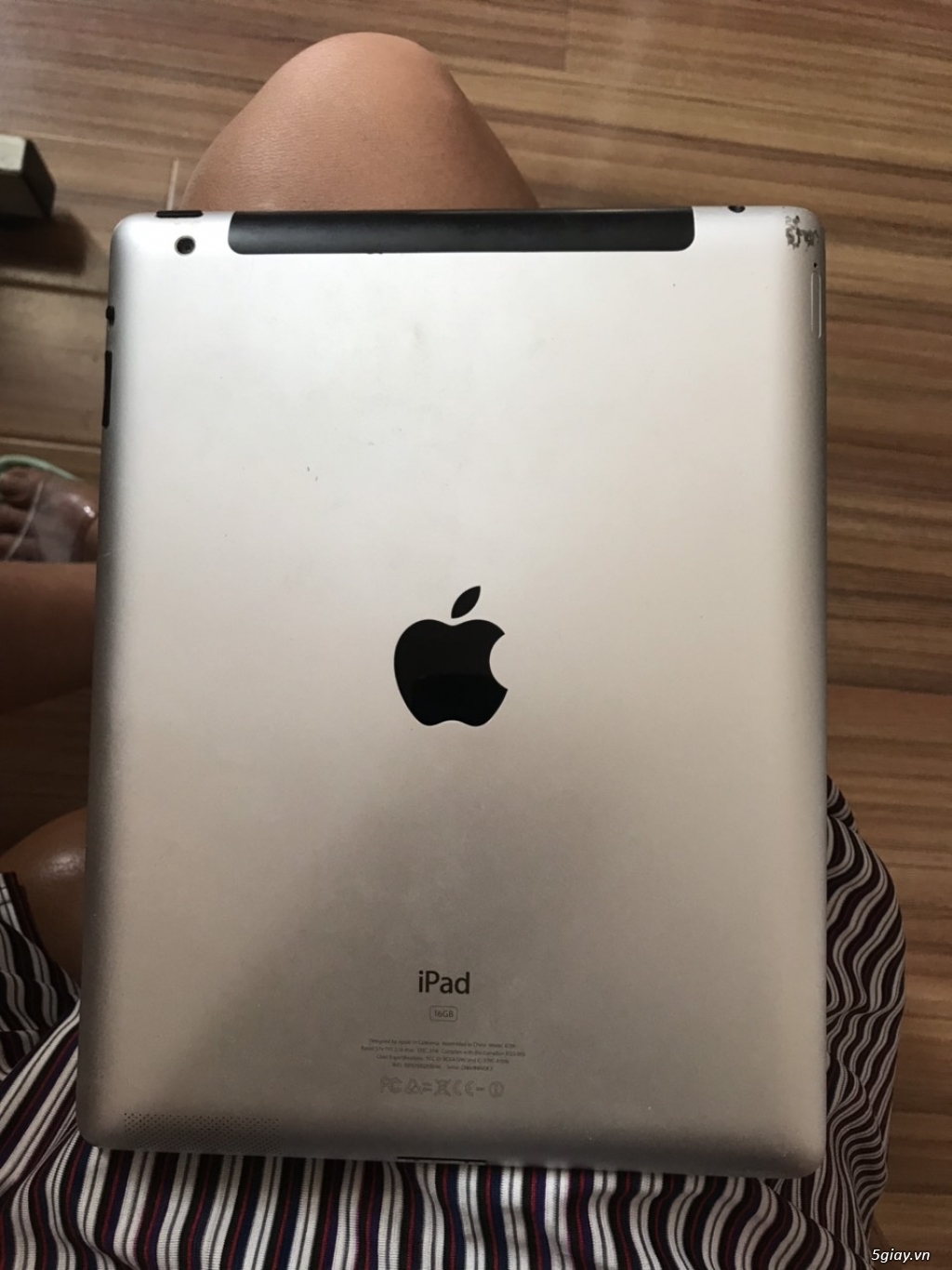 iPad 2 16gb 3g chữa cháy end 23h00 15/12/2019 - 2
